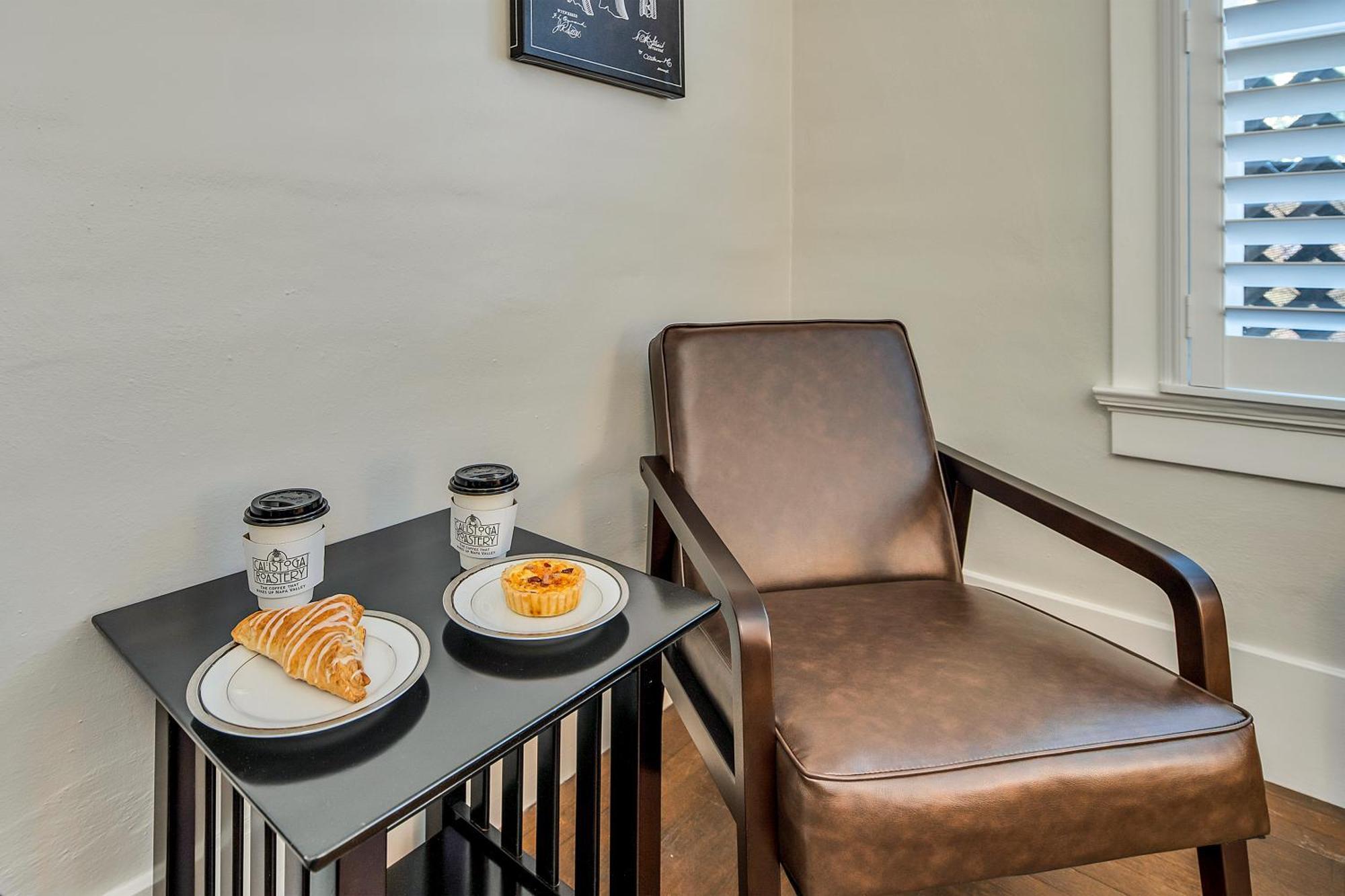 Bed & Breakfast Craftsman